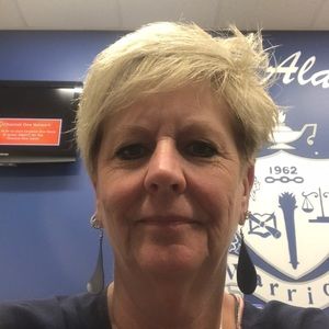 Meet your Posher, Joni